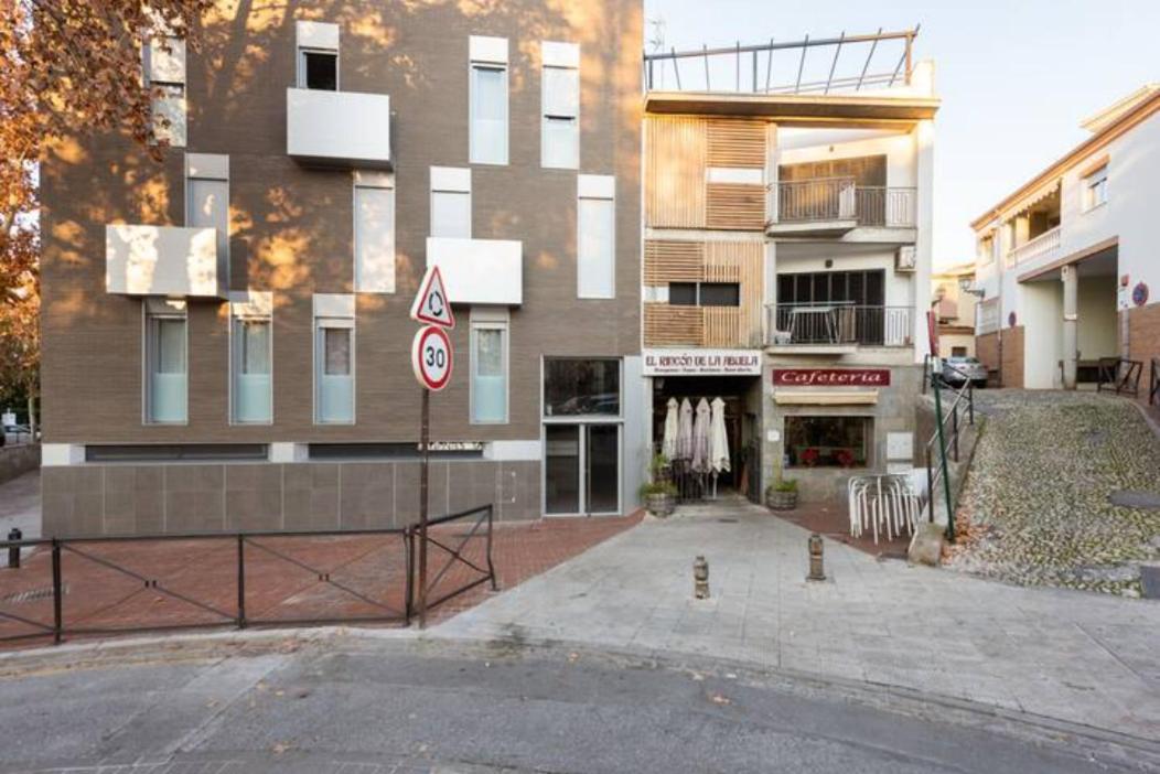 Carmela Suites Apartamento De Dos Dormitorios غرناطة المظهر الخارجي الصورة